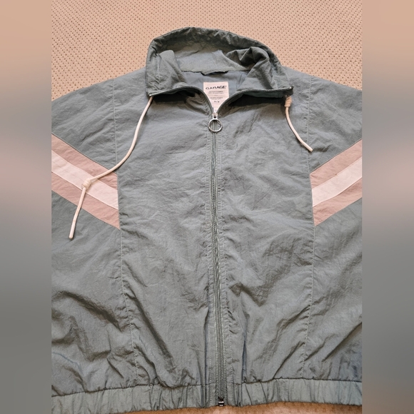 GARAGE Cropped Windbreaker Jacket Women's Size Medium Green - Picture 6 of 7
